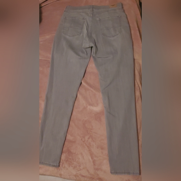 🌕 NWOT Levi's Gray Denizen High Rise Skinny Jeans Size W32 L30 - Picture 4 of 10